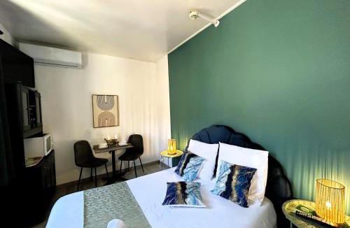 Baudinard-sur-Verdon Hotel | GABRIELLE HOTEL