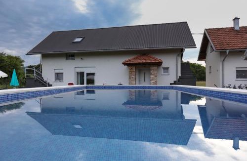 Otocac Apartment | Gacka Valley