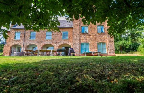 Guilsfield House | Gaer Hall