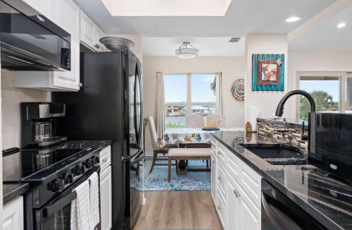 Harbor Oaks Apartment | Gaetanos Getaway