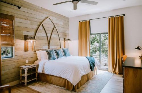 Wimberley Hotel | Gaines Ranch on the Square Cutters Quarters