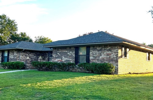Gainesville House | Gainesville Getaway. Newly remodeled home minutes from WinStar and NCTC