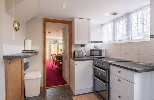 Chapel Saint Leonards Cottage | Gainsborough Cottage