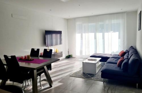 Arbedo-Castione Apartment | GaLa Appartamento