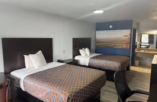 Little Rock Hotel | Galaxy Inn & Suites