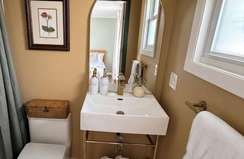 Franconia Hotel | Gale River House - Boutique Hotel