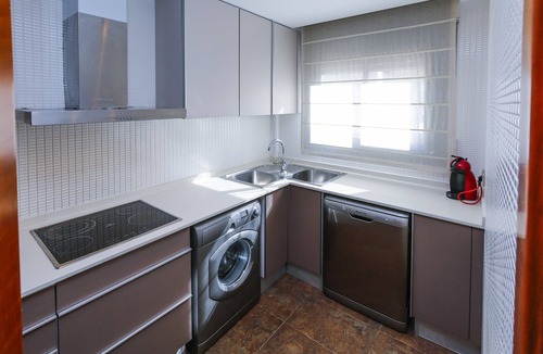Cambrils Ski Chalet | GALERA 2 Only Families House