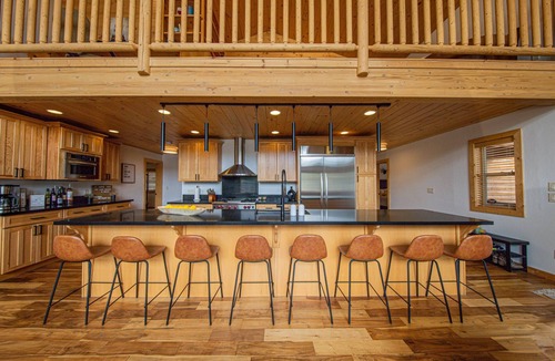 Brian Head Cabin | #GalindoGetaway3.0 Modern Mountain Estate