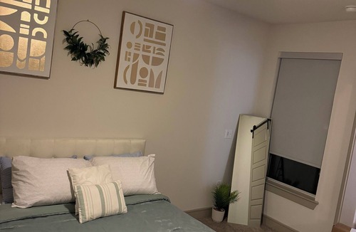The Galleria Condo | Galleria Retreat: Modern Comforts in Prime Houston Location - ALL YOU NEED!