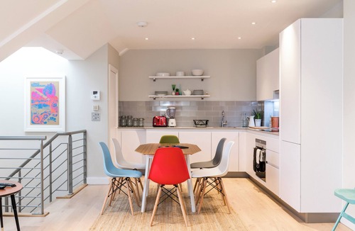 Whitechapel Apartment | Gallery Duplex off Brick Lane