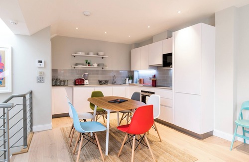 Whitechapel Apartment | Gallery Duplex off Brick Lane