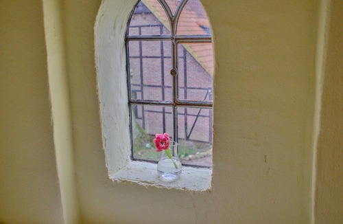 Gelting Apartment | "Gallery flat under the thatch" with terrace and garden - holidays in a special place!
