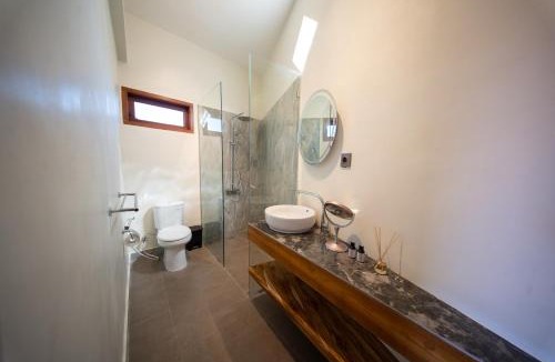 Celuk House | Gallery House near Bali zoo