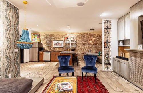 Downtown Nashville Condo | Gallery Loft *Walk to Broadway* PrintersAlleyLofts