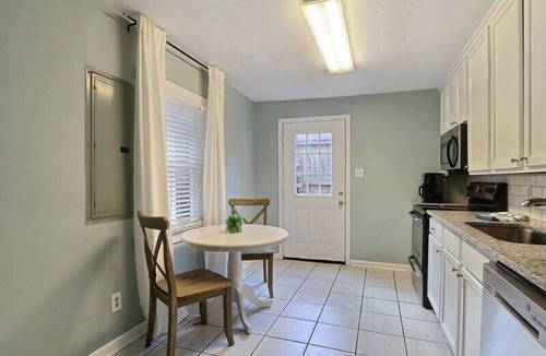 Beach Institute House | Gallery Stays - The Gallery