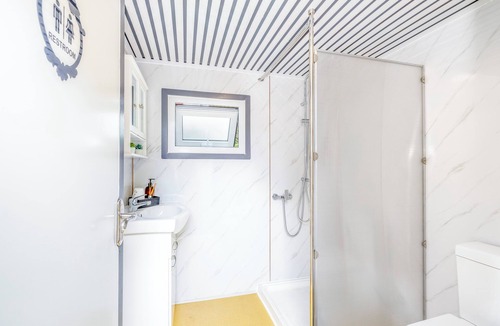 Eagle Heights Cabin | Gallery Walk Studio