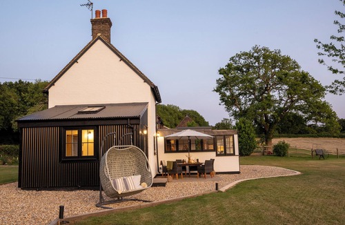 Plumpton Green House | Gallops Cottage
