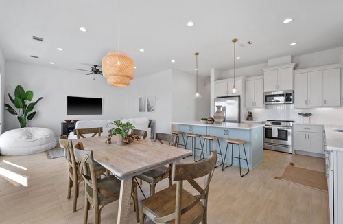 Terramar Beach House | Galveston Beach House with Water Views