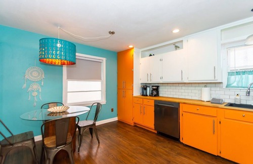 San Jacinto House | Galveston Multi-Unit Home – Spring Getaway Steps from Beach & Local Eats