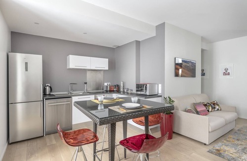 Richebourg - Saint-Clement Apartment | GAMBETTA: city break apartment in Nantes