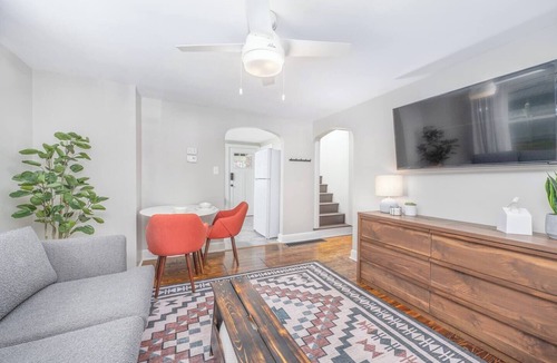 Mount Vernon Cottage | Gambier I MountVernon I BikePath