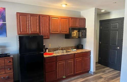 Antes Fort Hotel | Gamble Farm Inn and Suites