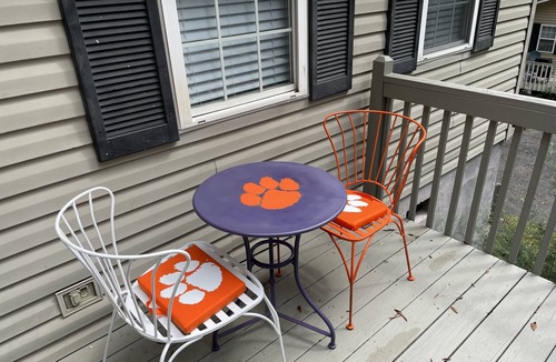 Pendleton House | Game Day Get a Way/Green Pond tournaments/Healthcare Travelers