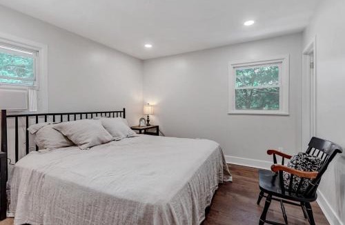Park Forest Village House | Game Day Haven With Bar & Deck