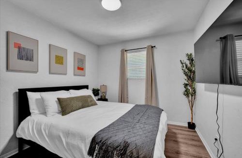 Stillwater Apartment | Game Day Ready - Walk to OSU Campus