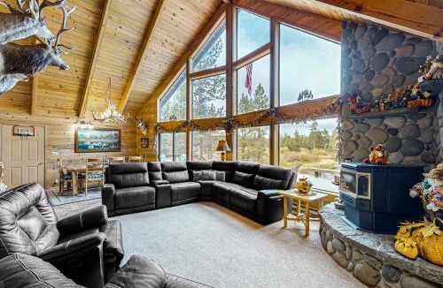 La Pine House | Game & Gather Getaway