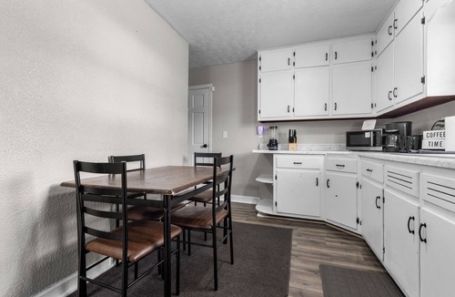 Rockford House | Game House with Pool Table, Arcades and 3 Beds