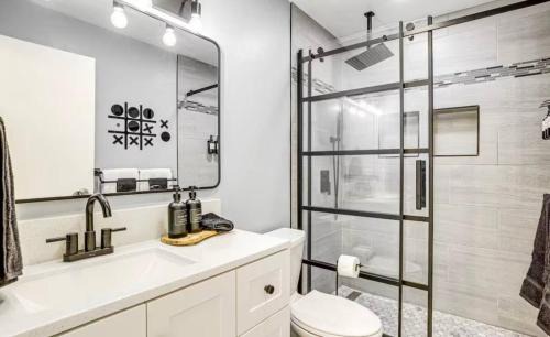 Southeast Boise House | Game Night Downtown - BSU - Slots - Over 100 Games