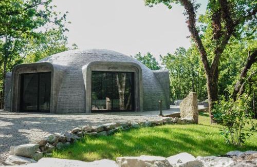 Chartrier-Ferriere House | GAME OF DOME