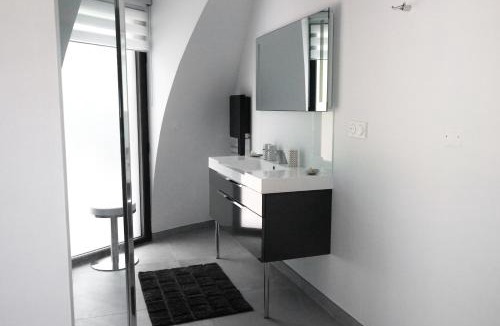 Chartrier-Ferriere House | GAME OF DOME