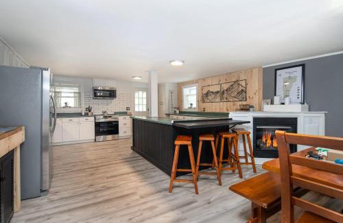 Bridgewater House | Game Room 10 Min to Trails