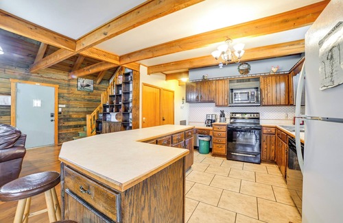 Springville Cabin | Game Room & Decks: Family Cabin in Springville!