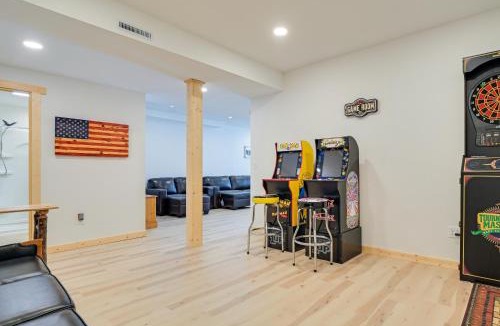 Park Falls House | Game Room & Dock: Lakefront Park Falls Getaway