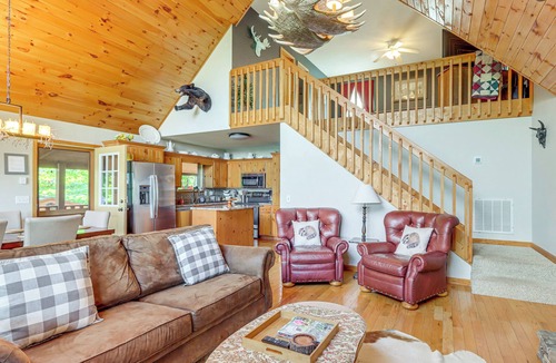 Murphy Cabin | Game Room & Fire Pit: Picturesque Cabin in Murphy
