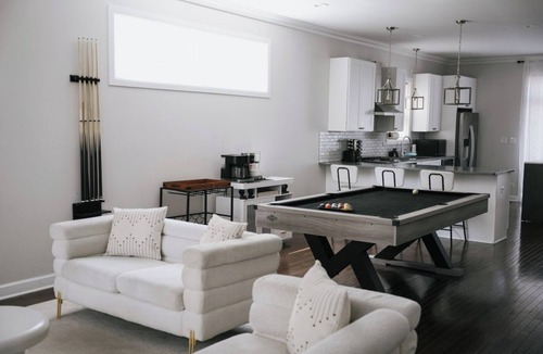 Belmont Cragin House | Game Room Fire-pit Playground Gym Billiard