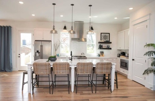 Donelson Hills House | Game Room, Fireplace & Hot Tub!