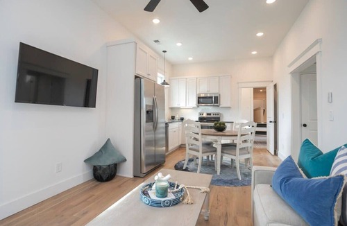 Donelson Hills House | Game Room, Fireplace & Hot Tub!