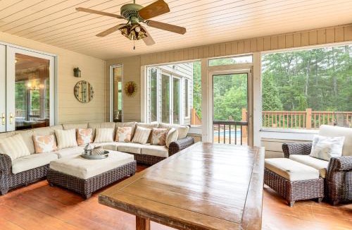 Dahlonega House | Game Room & Fireplaces: Group Dahlonega Getaway
