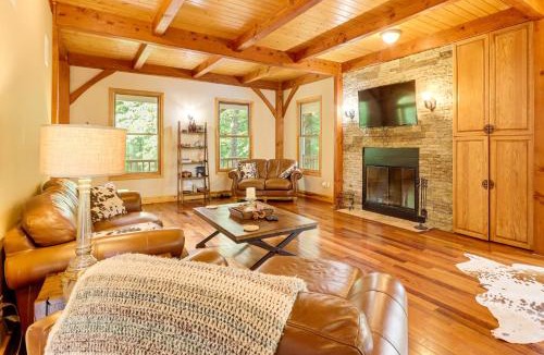 Dahlonega House | Game Room & Fireplaces: Group Dahlonega Getaway