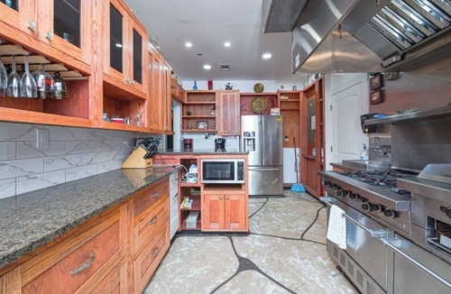 Rockport House | Game Room Fishing/Duck Hunts Bar Fire Pit