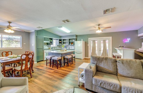 Bay Area House | Game Room & Grill: Family Home in Corpus Christi!