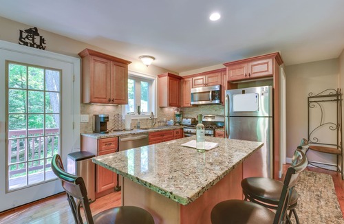 Town of Webb House | Game Room & Hot Tub: Old Forge Home!