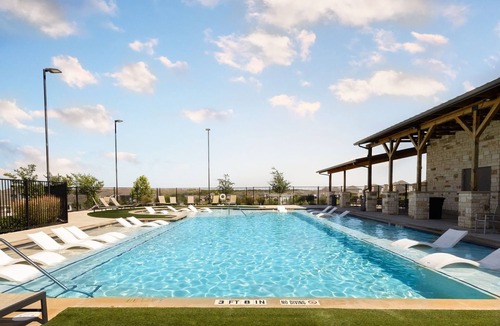 Buda House | Game room, Pool, Chef's Kitchen, 25 min to DT