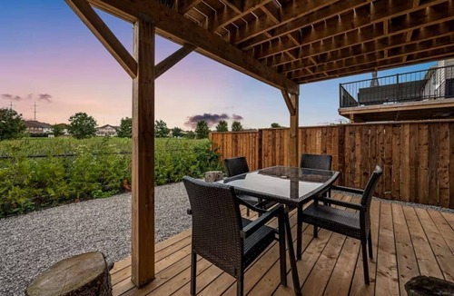 Ottawa Division House | Game Room, Theatre, King Bed, Private Patio