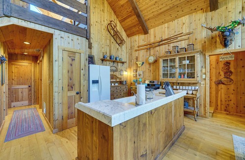 Columbine Lake Cabin | Game Room + Views: Cabin Near Purgatory Resort!