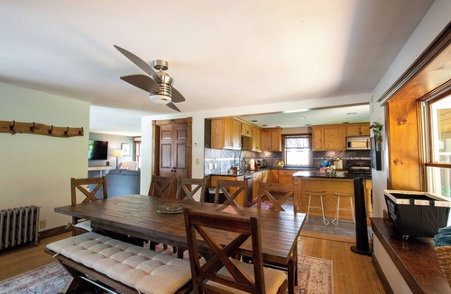 Jacksonville House | GAMERS HAVEN, River Wine Inn!